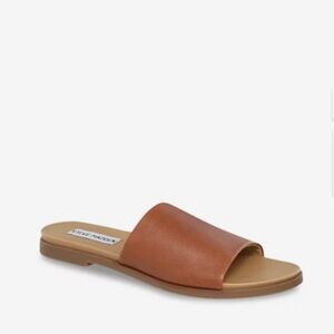 Steve Madden slip on leather slides size 8